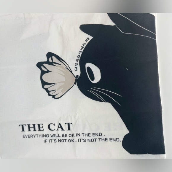 The Cute Timeless Cat Lightweight Tote Bag, Polyester/Linen - Picture 8 of 10